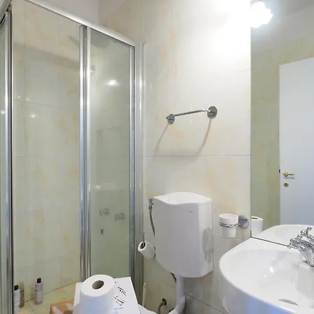 Apartman Piano Alto Vista Sul Parco